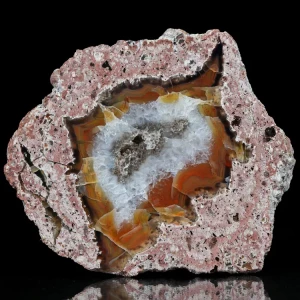 agat-z-nowego-kosciola-polska-agaty (1).webp