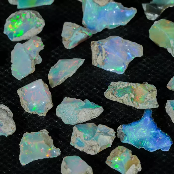 opal-szlachetny-surowy-etiopia (1) (Copy).webp