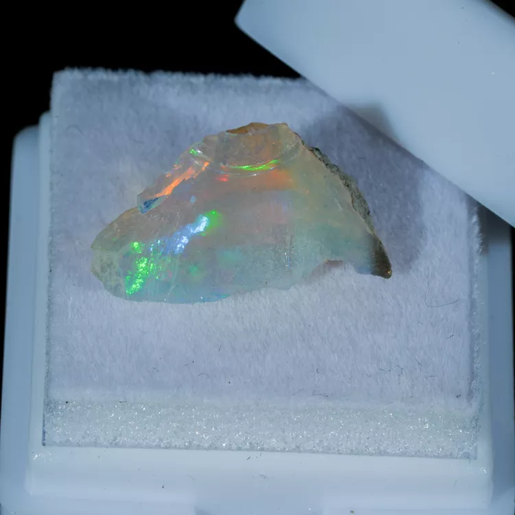 opal-szlachetny-surowy-etiopia (6) (Copy).webp