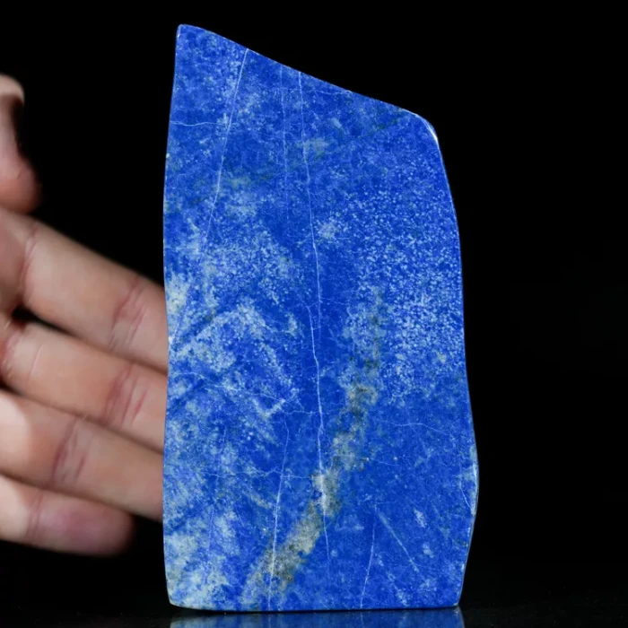 lapis-lazuli-rzezba-dekoracja-naturalna (6) (Copy).webp