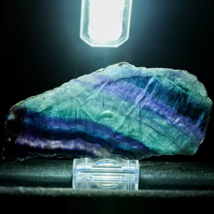 fluoryt-teczowy-plaster-fioletowy (45).webp