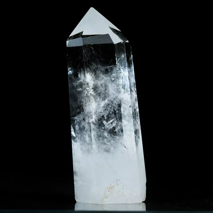 obelisk-krysztal-naturalny-kamien (3).webp